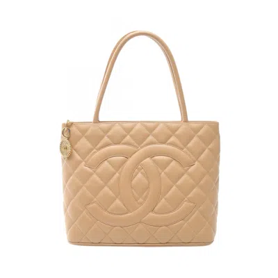 Pre-owned Chanel Beige Leather Tote Bag () In Sand
