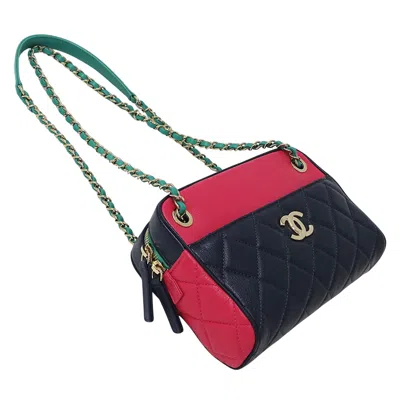 Pre-owned Chanel Blue Green Pink Leather Shoulder Bag ()