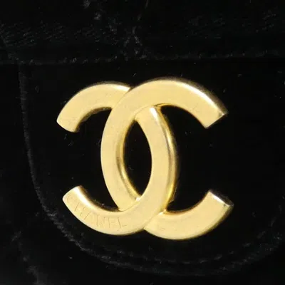Pre-owned Chanel Matte Gold Velvet Shoulder Bag ()