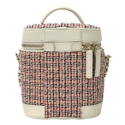 Pre-owned Chanel Red Color White Tweed Leather Shoulder Bag ()
