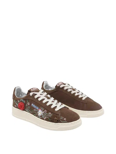 Autry Low-top Sneakers With Floral Embroidery In Rich Brown In Brown