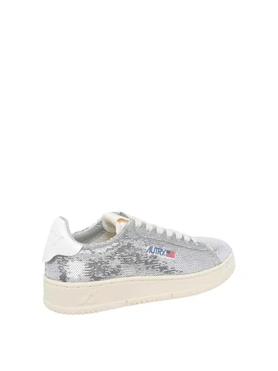 Autry Dallas Low Sparkling Sneakers In Silver And White Sequins Shoes In Silver