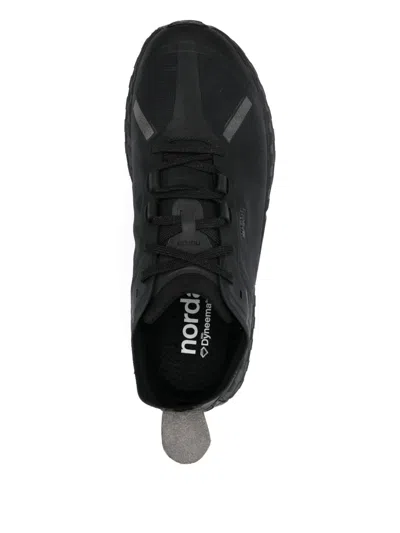 Norda Streamlined Black Sneakers With Rugged Sole In Black