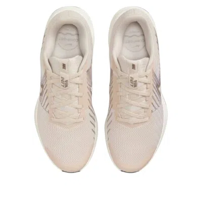 Nike (wmns)  Run Defy 'light Orewood Brown' In Neutral