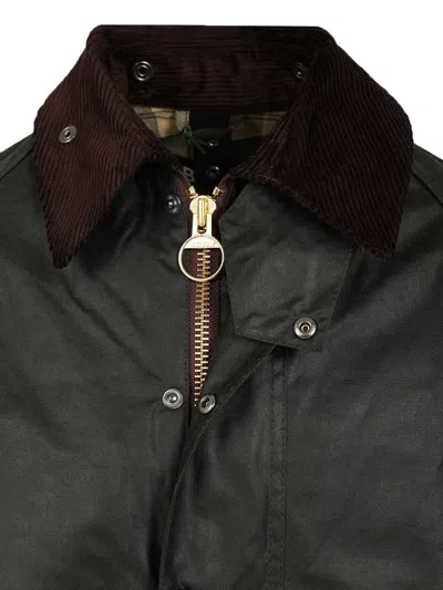 Barbour Waxed Jacket With Pockets And Velvet Collar In Black