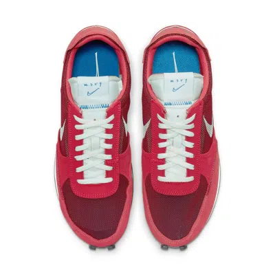 Nike Daybreak-type 'team Red'