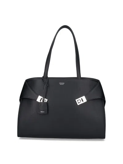Ferragamo Hug Top-zip Leather Shoulder Bag In Black