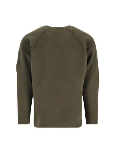 C.p. Company Cappero Crewneck Sweatshirt With Iconic Lens Detail In Green