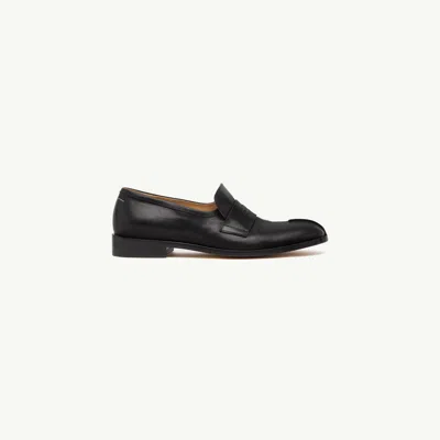 Mm6 Maison Margiela Refined Black Leather Loafers With Embossed Strap Detail In White