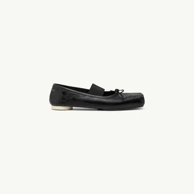 Mm6 Maison Margiela Crocodile-effect Leather Ballerina In Black