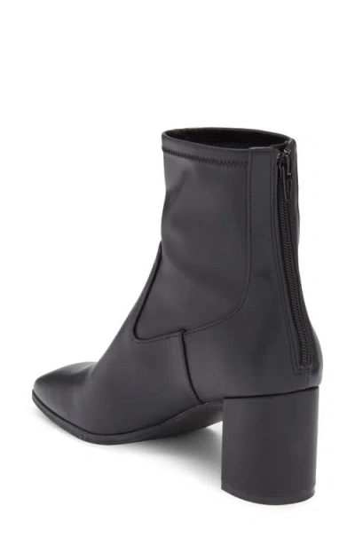 Nordstrom Rack Tatum Bootie In Black