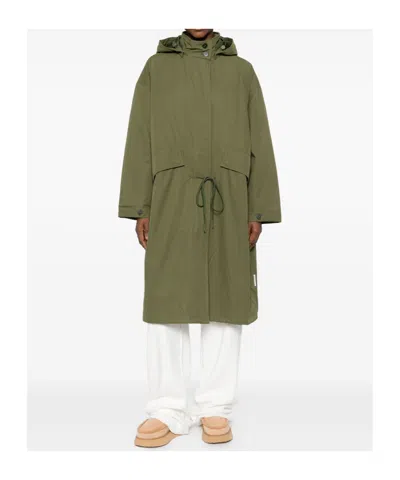 Closed Golden Goose Ballstar Low-top Sneakers In Green