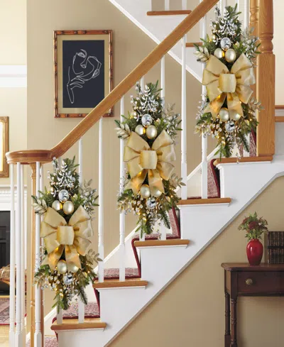 Puleo 28" Pre-lit Adorned Artificial Banister Swag In Multi