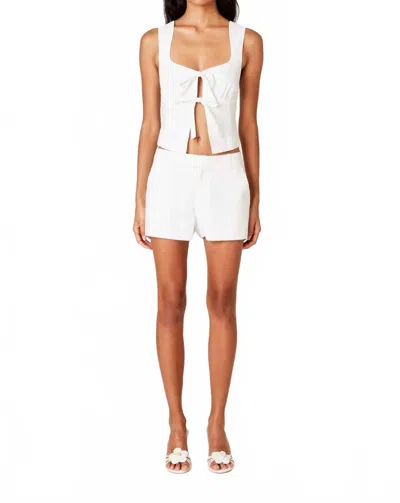 Nia Carolina Sleeveless Top In White In White