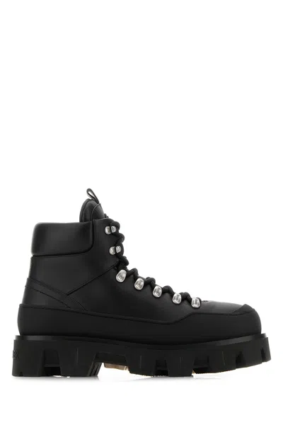 Moncler Peak Trek Leather Lace-up Boots In Black