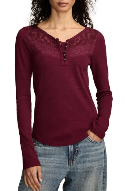Lucky Brand Lace Yoke Cotton Henley In Burgundy