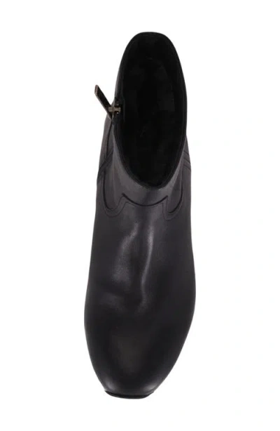 Aquatalia Kit Leather Bootie In Black