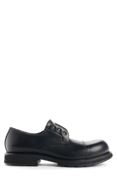 Balenciaga Black Truck Leather Derby Shoes In Black