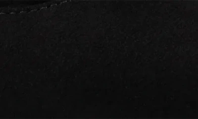 Pelle Moda Libby Pointed Toe Pump In Black