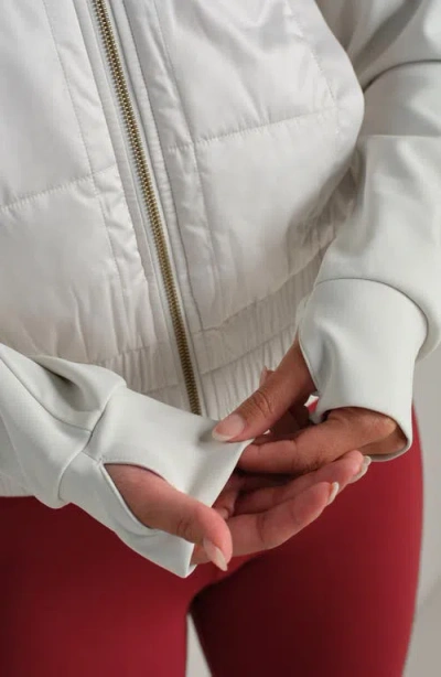 Rhone Chalet Quilted Water Repellent Jacket In White