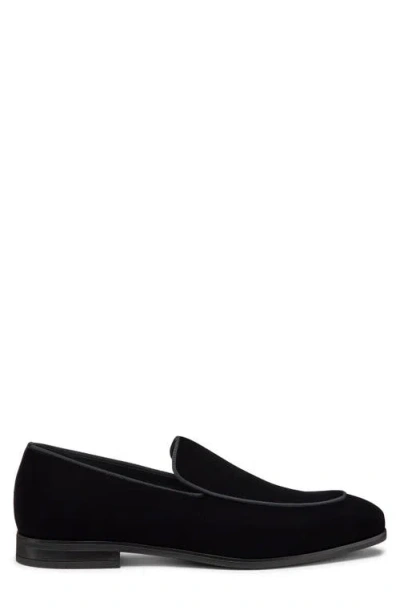 Stuart Weitzman Braydon Loafer In Black