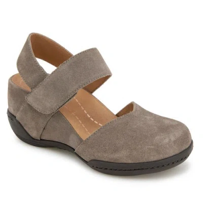 Jambu Nia Casual Shoe In Brown