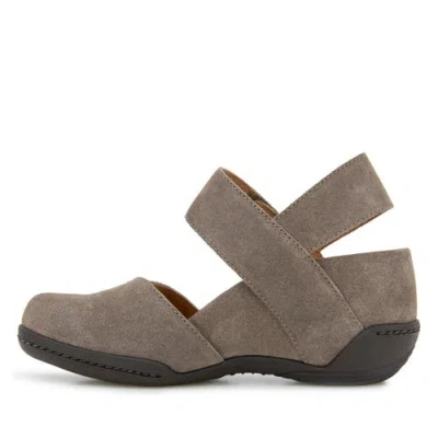 Jambu Nia Casual Shoe In Brown