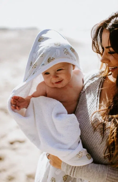 Copper Pearl Montana Hooded Towel In Multi