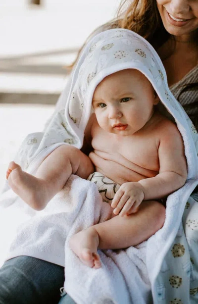 Copper Pearl Montana Hooded Towel In Multi