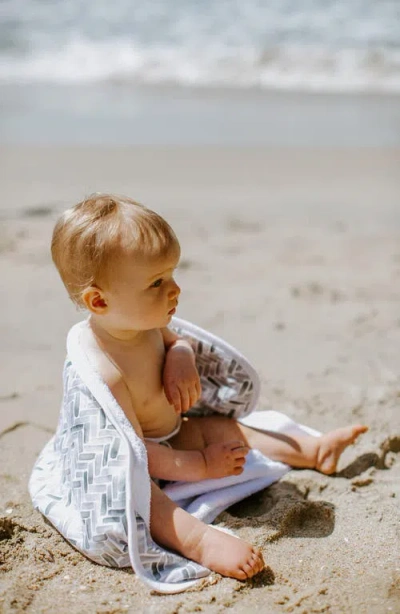 Copper Pearl Montana Hooded Towel In Gray