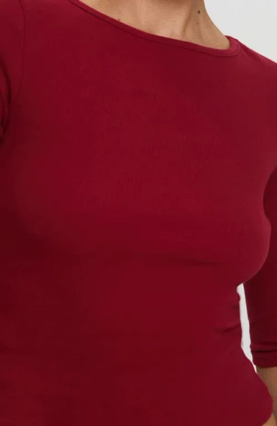 Princess Polly Elaia Three-quarter Sleeve Crop Top In Red