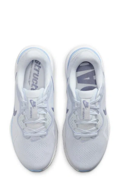 Nike Structure 26 Se Running Shoe In Multi