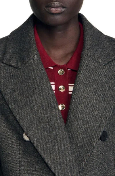 Sandro Fitted Double Breasted Coat In Gray