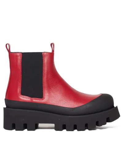 Paloma Barceló Red Leather Chelsea Boots With Chunky Sole In Red