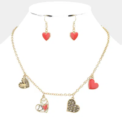 Fashnzfab Heart Collage Collar Necklace In Gold