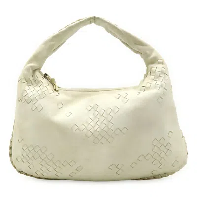 Pre-owned Bottega Veneta White Intrecciato Handbag Shoulder Bag ()