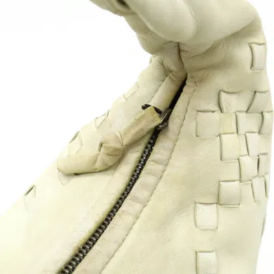 Pre-owned Bottega Veneta White Intrecciato Handbag Shoulder Bag ()