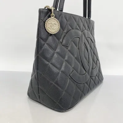 Pre-owned Chanel Black Grained Calfskin Tote Bag ()