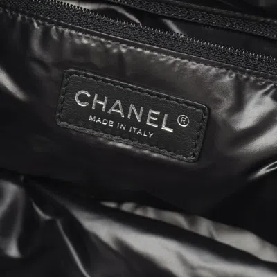 Pre-owned Chanel Black Navy Wool Leather Shoulder Bag () In Multi