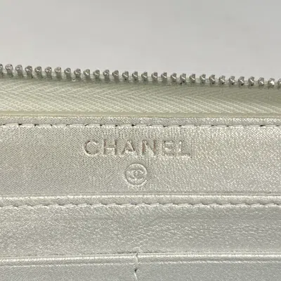 Pre-owned Chanel Silver Leather Long Wallet (bi-fold) ()