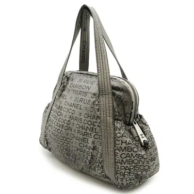Pre-owned Chanel Silver Nylon Shoulder Bag Tote Bag ()