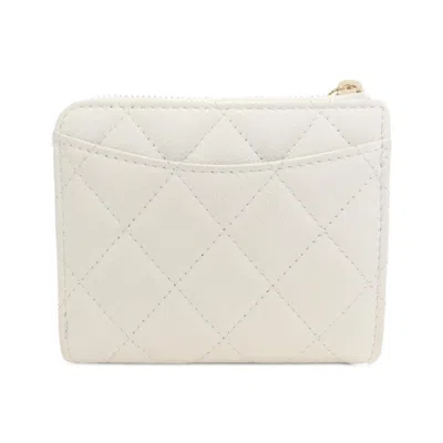 Pre-owned Chanel White Grained Calfskin Coin Purse/coin Case ()