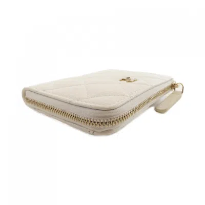 Pre-owned Chanel White Grained Calfskin Coin Purse/coin Case ()