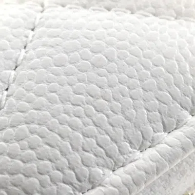 Pre-owned Chanel White Grained Calfskin Coin Purse/coin Case ()