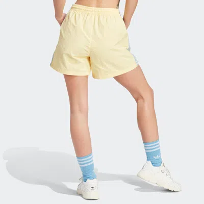 Adidas Originals (wmns) Adidas Island Club Shorts 'yellow'