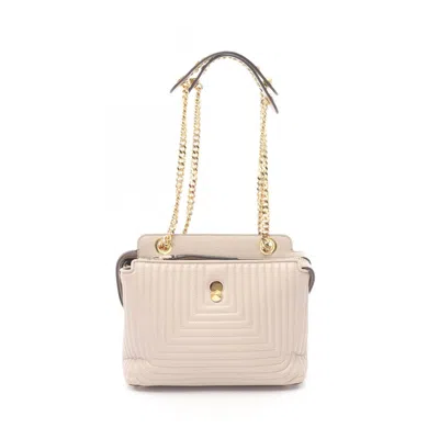 Pre-owned Fendi Beige Leather Shoulder Bag () In Sand