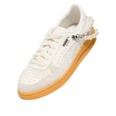 Puma (wmns)  Indoor Feminine Pack 'warm White Vapor Gray  Black' In Neutral