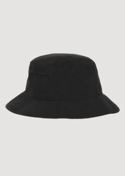 C.p. Company Hat Flat Nylon In Black