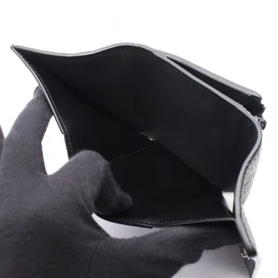 Pre-owned Louis Vuitton Black Leather Wallet (tri-fold) ()