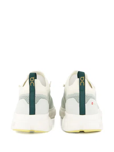On Cloud 6 Versa Sneakers In White